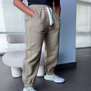 ‎ بنطلون نسائي رياضي بلون بيج