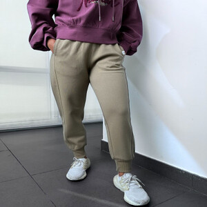 ‎ بنطلون نسائي رياضي بلون بني