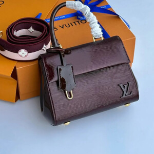 شنطة لويس فيتون LV