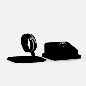 ‎ طقم نسائي ناعم بلون ذهبي