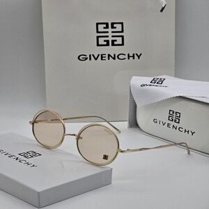 نظارة شمسية انيقة من - جيفينشي