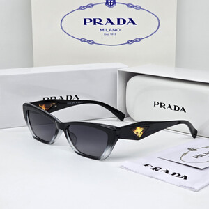 نظارة شمسية نسائية ماركة برادا PRADA
