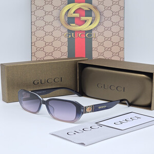 نظارة شمسية نسائية من ماركة قوتشي