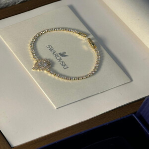 اسواره نسائية أنيقه من سواروفسكي