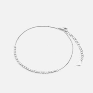 خلخال نسائي فضي بتصميم مميز