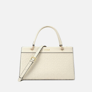 شنطة نسائيه كلاسيك بلون أبيض