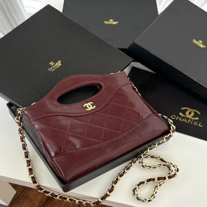 شنطة شانيل صغير عنابي