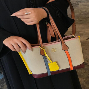 شنطة توري بورش صغير عنابي