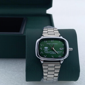 ساعة اليوم الوطني 940008