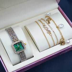 طقم إكسسوار نسائي ساعة مع أساور أنيقة 112266